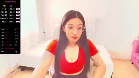 Shanel  online show from October 2, 2025, 2:13 pm