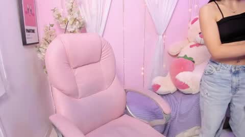 Shanelle online show from May 18, 2026, 8:36 pm