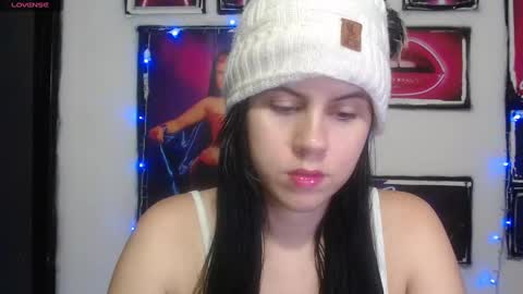Snapshot of shanellmoore chatting on February 9, 2025, 2:28 am Shanell Moore online show from February 9, 2025, 2:28 am