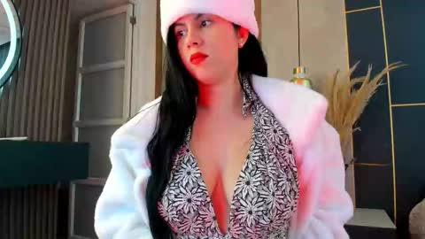 Snapshot of shanellmoore chatting on December 16, 2025, 12:54 pm Shanell Moore online show from December 16, 2025, 12:54 pm