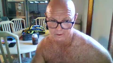 Snapshot of shaneo781570 chatting on April 3, 2026, 6:44 am shaneo781570 online show from April 3, 2026, 6:44 am