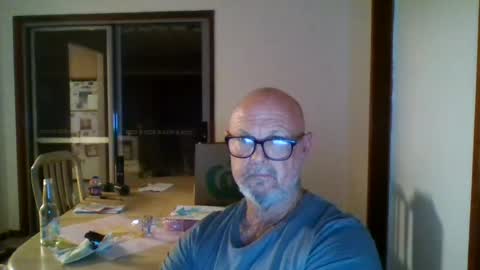 Snapshot of shaneo781570 chatting on May 9, 2026, 10:31 am shaneo781570 online show from May 9, 2026, 10:31 am