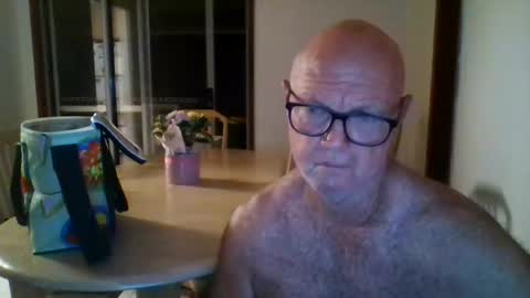 Snapshot of shaneo781570 chatting on May 13, 2026, 5:32 pm shaneo781570 online show from May 13, 2026, 5:32 pm