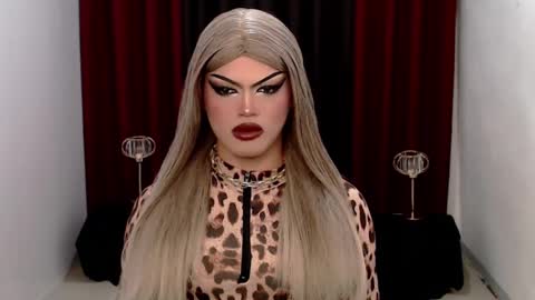 Snapshot of shanex01 chatting on January 9, 2025, 6:17 am Shane X online show from January 9, 2025, 6:17 am