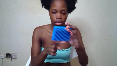 Snapshot of shania_sleigh chatting on December 17, 2024, 6:56 am shania_sleigh online show from December 17, 2024, 6:56 am
