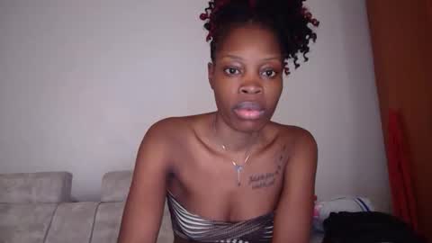 Snapshot of shania_sleigh chatting on January 9, 2025, 11:58 am shania_sleigh online show from January 9, 2025, 11:58 am