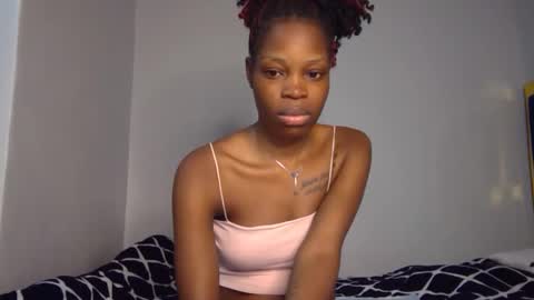 Snapshot of shania_sleigh chatting on January 20, 2025, 10:15 pm shania_sleigh online show from January 20, 2025, 10:15 pm