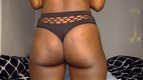 Snapshot of shania_sleigh chatting on January 22, 2025, 8:17 pm shania_sleigh online show from January 22, 2025, 8:17 pm