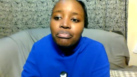 Snapshot of shania_sleigh chatting on February 8, 2026, 9:56 am shania_sleigh online show from February 8, 2026, 9:56 am