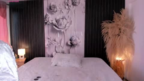 Snapshot of shaniadaniels chatting on April 17, 2026, 9:40 pm ShaniaDaniels online show from April 17, 2026, 9:40 pm