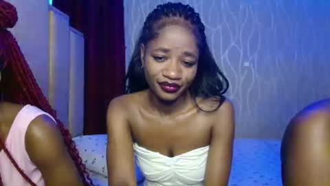 Snapshot of shankyznoviana chatting on May 29, 2026, 7:56 pm Shanky online show from May 29, 2026, 7:56 pm