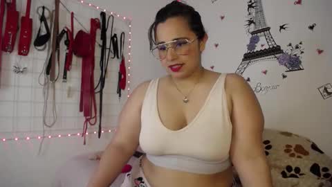 Snapshot of shannon_queen_ chatting on March 10, 2026, 4:06 am Shannon online show from March 10, 2026, 4:06 am