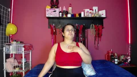 Snapshot of shannon_queen_ chatting on April 6, 2026, 6:36 am Shannon online show from April 6, 2026, 6:36 am