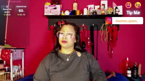 Snapshot of shannon_queen_ chatting on April 13, 2026, 3:23 am Shannon online show from April 13, 2026, 3:23 am