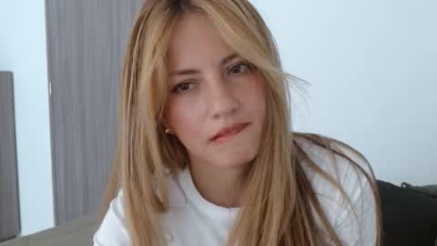 Snapshot of shannon_stonnee33 chatting on January 15, 2026, 8:23 pm you shannon online show from January 15, 2026, 8:23 pm