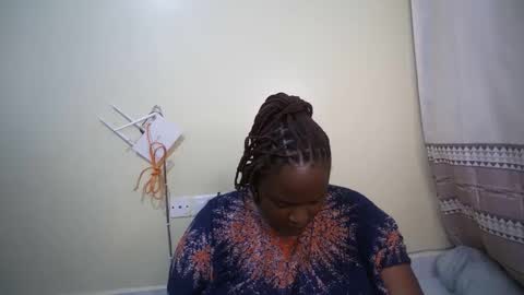 shanny_123 online show from November 21, 2025, 7:07 am