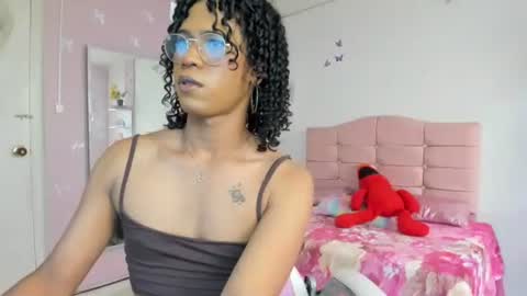 shanny_hill online show from May 9, 2026, 8:14 pm