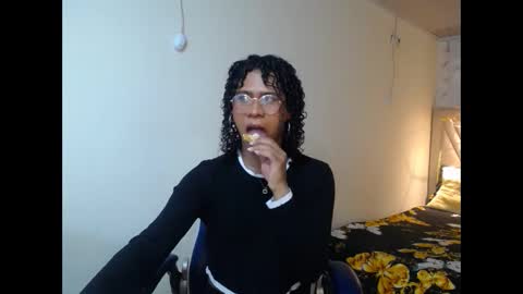 shanny_hill online show from May 24, 2026, 1:38 pm