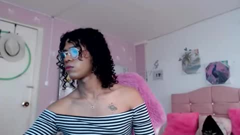 shanny_hill online show from May 27, 2026, 7:00 pm