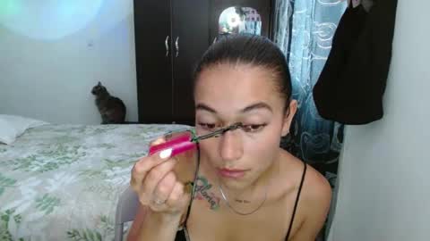 Snapshot of shantal_d01 chatting on September 23, 2025, 8:34 pm shantal_d01 online show from September 23, 2025, 8:34 pm