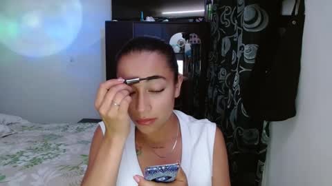 Snapshot of shantal_d01 chatting on September 25, 2025, 4:16 am shantal_d01 online show from September 25, 2025, 4:16 am