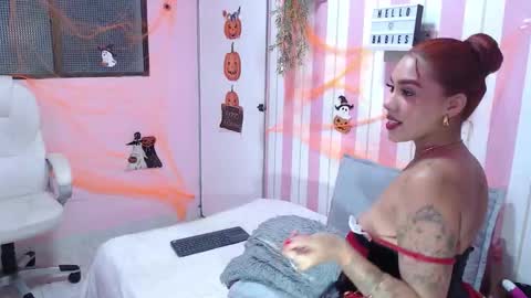 Snapshot of shantal_luw chatting on October 31, 2025, 4:08 pm shantal online show from October 31, 2025, 4:08 pm