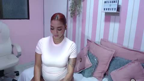 Snapshot of shantal_luw chatting on February 7, 2026, 6:22 pm shantal online show from February 7, 2026, 6:22 pm