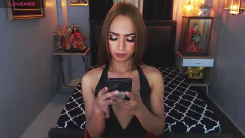 Snapshot of shantal_wildnaughty chatting on January 17, 2025, 6:33 pm SHANTAL online show from January 17, 2025, 6:33 pm