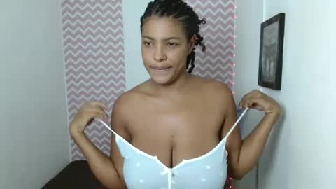 Snapshot of shantalcarson chatting on September 29, 2025, 6:46 pm Dayana online show from September 29, 2025, 6:46 pm