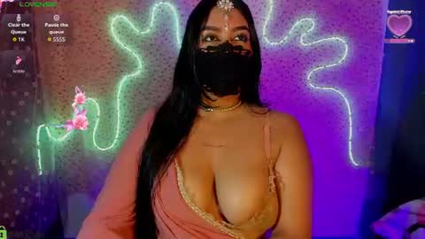 SHANTAL  online show from June 21, 2026, 11:02 am