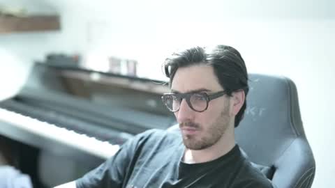 Snapshot of shape80 chatting on March 21, 2026, 9:03 am frenchy boy online show from March 21, 2026, 9:03 am