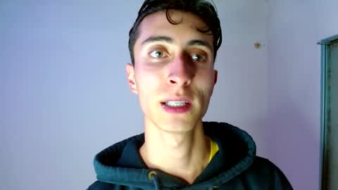 Snapshot of shaquiel_castoro chatting on September 23, 2025, 11:35 am shaquiel online show from September 23, 2025, 11:35 am
