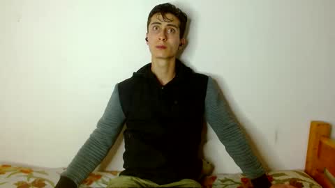 Snapshot of shaquiel_castoro chatting on September 30, 2025, 11:37 am shaquiel online show from September 30, 2025, 11:37 am