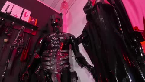 Snapshot of sharith_gh chatting on March 8, 2025, 8:35 pm Sharith online show from March 8, 2025, 8:35 pm