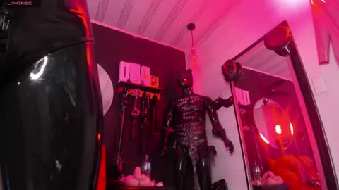 Snapshot of sharith_gh chatting on March 11, 2025, 8:09 pm Sharith online show from March 11, 2025, 8:09 pm