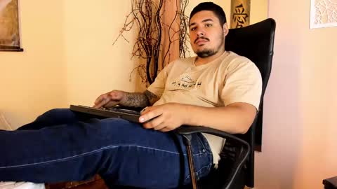 Snapshot of sharkmerlin chatting on February 17, 2025, 2:04 pm jhon deibyd online show from February 17, 2025, 2:04 pm