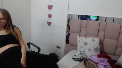 Sara online show from February 17, 2025, 3:09 pm