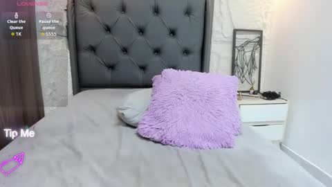 Snapshot of sharlotte_suitte chatting on July 15, 2026, 12:49 am SHARLOTTE online show from July 15, 2026, 12:49 am