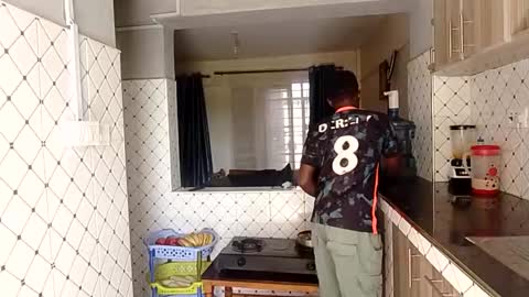 Snapshot of sharmly chatting on December 3, 2024, 11:01 am Sharmly online show from December 3, 2024, 11:01 am