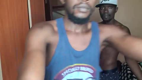 Snapshot of sharmly chatting on December 27, 2024, 5:20 am Sharmly online show from December 27, 2024, 5:20 am