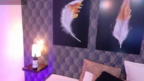 Snapshot of sharomross chatting on February 1, 2025, 7:55 pm Sharom online show from February 1, 2025, 7:55 pm