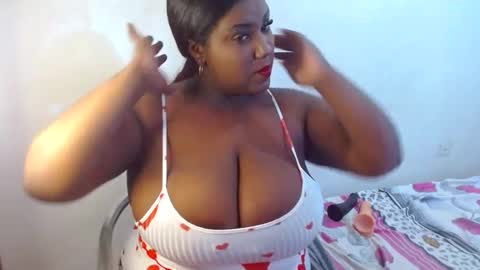 sharonevans1 online show from January 19, 2025, 9:23 pm