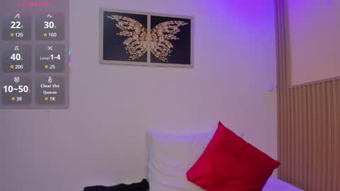 Snapshot of sharonscothh chatting on April 9, 2026, 8:47 pm sharonscothh online show from April 9, 2026, 8:47 pm
