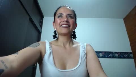 Snapshot of sharoon__cherry_ chatting on December 3, 2025, 12:40 am sharon online show from December 3, 2025, 12:40 am