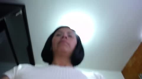 Snapshot of sharoon__cherry_ chatting on December 20, 2025, 12:34 pm sharon online show from December 20, 2025, 12:34 pm