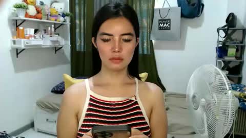 Snapshot of shasha_carreon chatting on November 14, 2025, 2:43 am shasha online show from November 14, 2025, 2:43 am