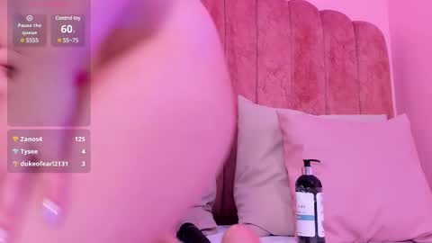 Snapshot of shatall_rouge chatting on January 27, 2025, 11:11 pm Shantall online show from January 27, 2025, 11:11 pm