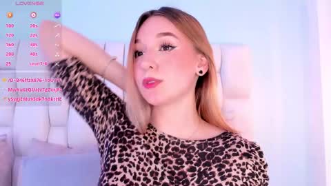 Snapshot of shatall_rouge chatting on November 23, 2025, 6:30 pm Shantall online show from November 23, 2025, 6:30 pm