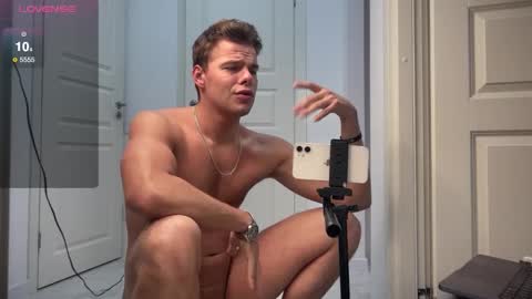 Snapshot of shavarace1 chatting on February 11, 2025, 4:02 pm cumshoters online show from February 11, 2025, 4:02 pm