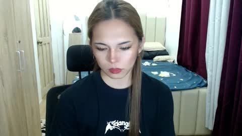 shawniee 3 online show from October 3, 2025, 2:08 am